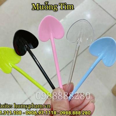 MUỖNG MÚC KEM TRÁI TIM